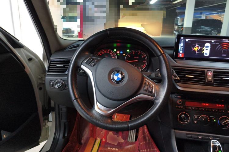 Used BMW X1 2014 sDrive18i Fashion Model
