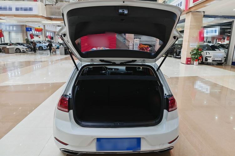 Used Volkswagen Golf 2018 1.6L Automatic Comfort Model
