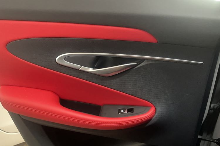 Used Changan UNI-T 2020 1.5T Prestige Version
