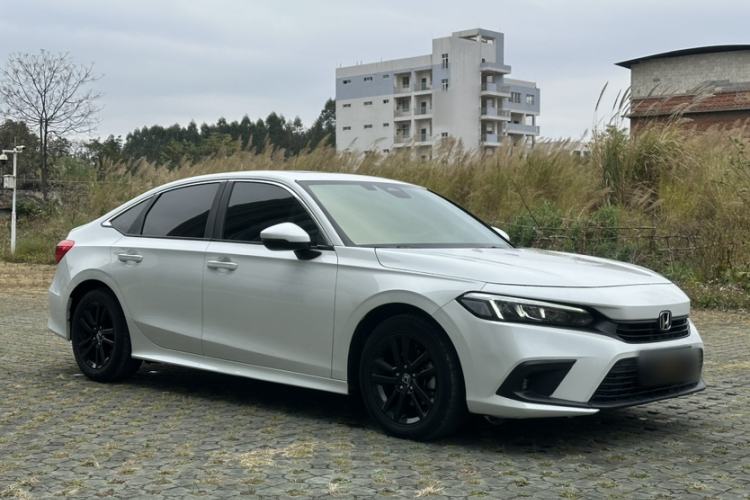 Used Honda Civic 2023 240TURBO CVT Dynamic Edition
