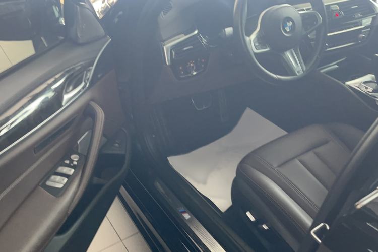 Used BMW 5 Series 2019 525Li M Sport Package
