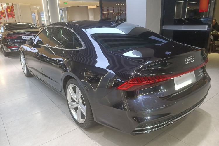 Used Audi A7L 2024 45TFSI quattro S-line Visionary Edition Flow Crystal Package