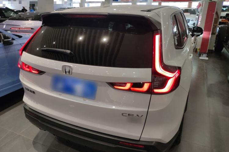 Used Honda CR-V 2023 240TURBO Two-Wheel Drive Deluxe Edition 7 Seats
