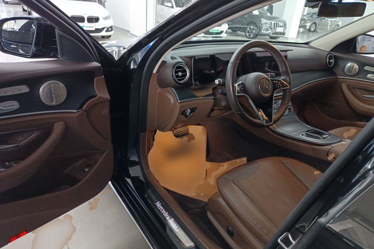 Used Mercedes-Benz E-Class 2023 Updated E 300 L Fashion Edition
