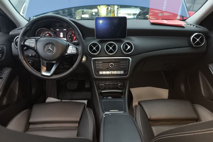 Used Mercedes-Benz GLA 2017 GLA 200 Fashion Model
