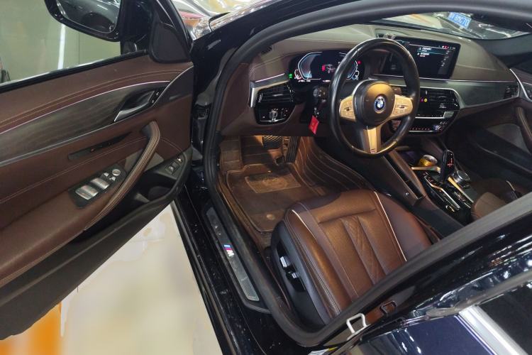 Used BMW 5 Series New Energy 2022 Second Facelift 535Le M Sport Package
