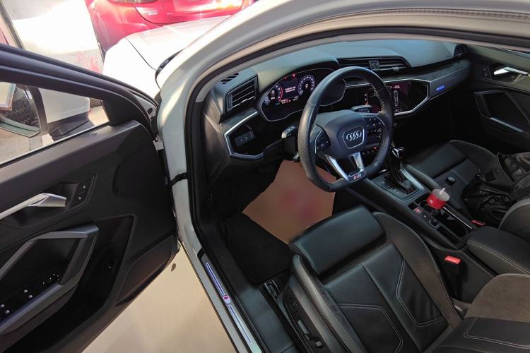 Used Audi Q3 Sportback 2020 40 TFSI Fashion Model
