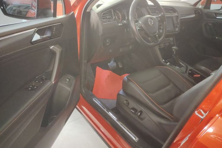 Used Volkswagen Tiguan L 2018 330TSI Automatic Two-Wheel Drive Flagship Edition
