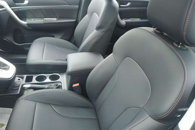 Used Haval M6 2019 1.5T DCT Two-Wheel Drive Value Edition China VI Standard
