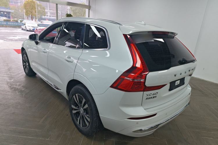 Used Volvo XC60 2022 B5 4x4 Zhiyi Luxury Edition