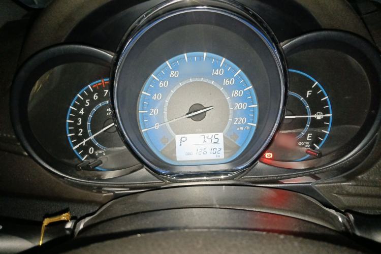 Used Toyota YARiS L 2015 1.5E Automatic Charm Edition