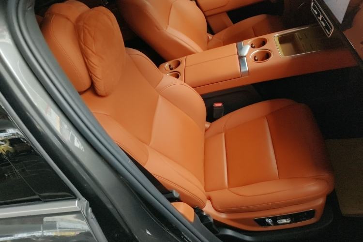 Used Li Auto L8 2024 Pro Model
