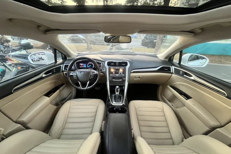 Used Ford Mondeo 2013 2.0L GTDi 200 Luxury Model
