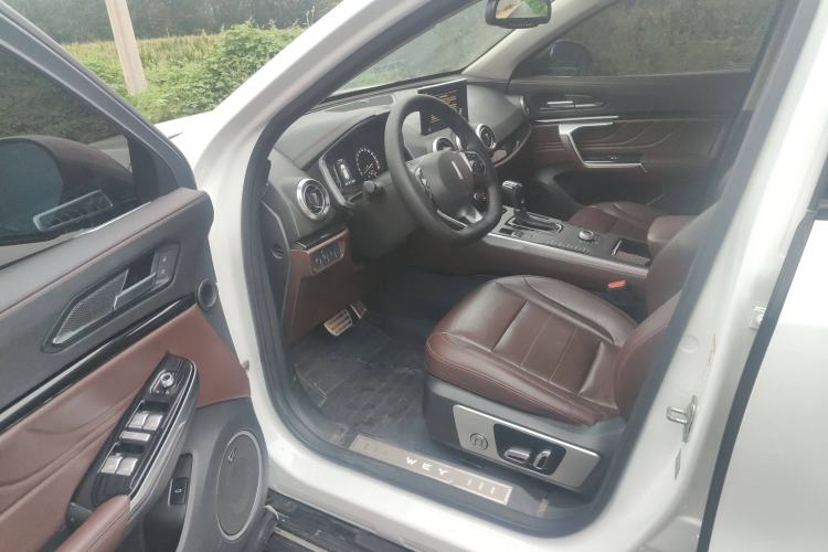 Used Wey VV5 2017 2.0T Ultra-Luxury Version
