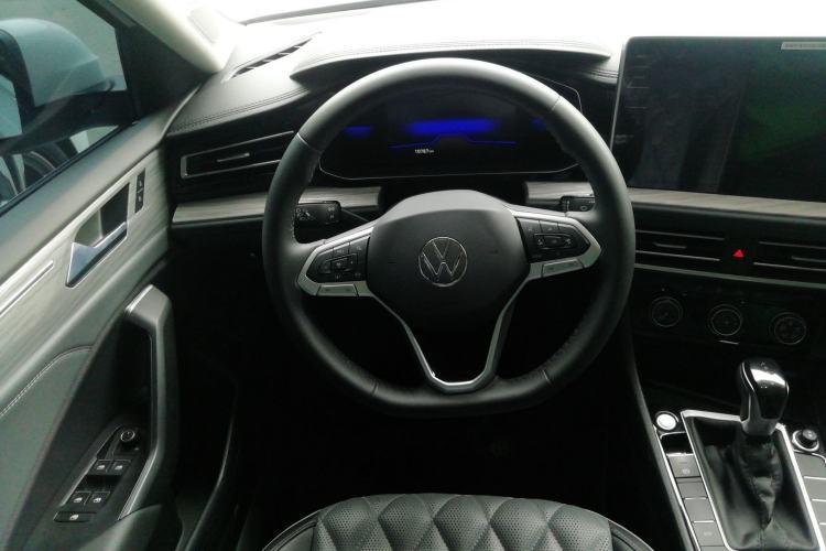 Used Volkswagen Sagitar 2025 Revised Version 2 300TSI DSG Excellence Edition