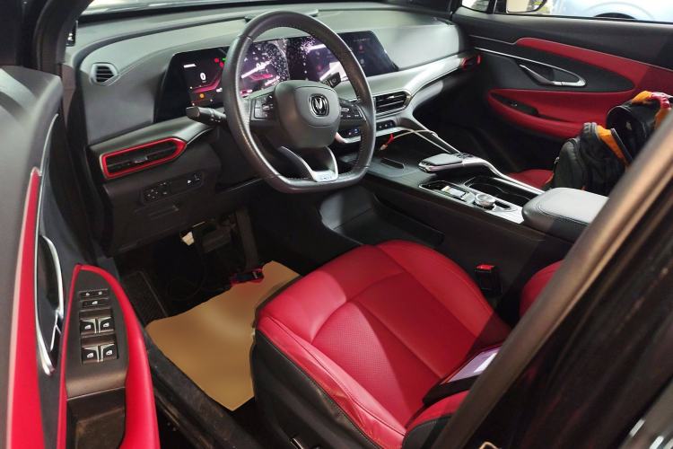 Used Changan UNI-T 2020 1.5T Prestige Version
