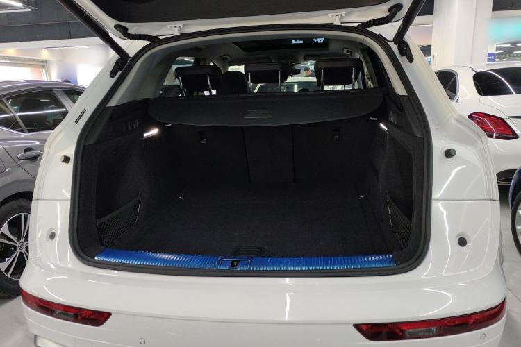 Used Audi Q5L 2022 40T Fashionable and Dynamic Model
