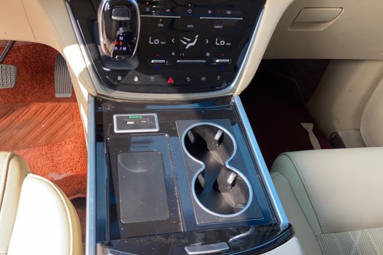 Used Buick GL8 2022 ES Land Cruiser 653T Luxury Model
