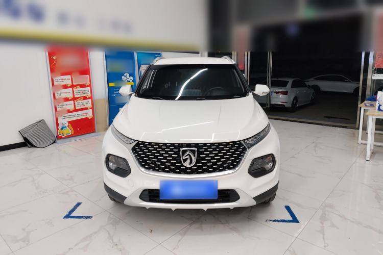 Used Baojun 510 2019 1.5L Manual Enjoyment Model 77kW China VI Emission Standard
