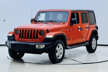 Used Jeep Wrangler 2019 2.0T Sahara Four-Door Version China VI Emission Standard