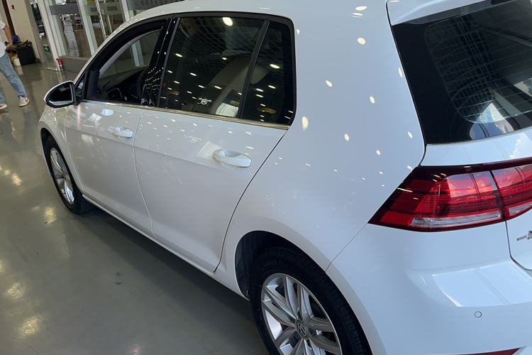 Used Volkswagen Golf 2018 1.6L Automatic Comfort Model
