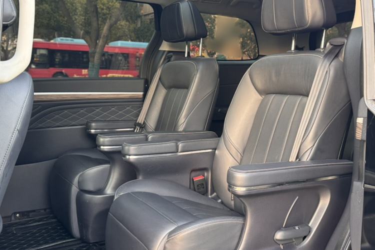 Used GAC Trumpchi M8 2020 390T Deluxe Edition
