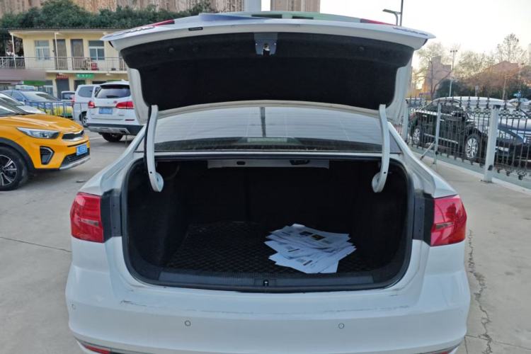 Used Volkswagen Bora 2017 1.6L Automatic Comfort Model
