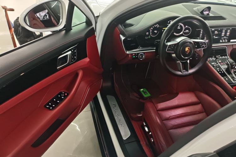 Used Porsche Panamera 2017 Panamera 4 E-Hybrid Executive Long Wheelbase 2.9T
