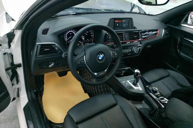 Used BMW 2 Series 2018 220i Convertible Coupe Sports Design Package
