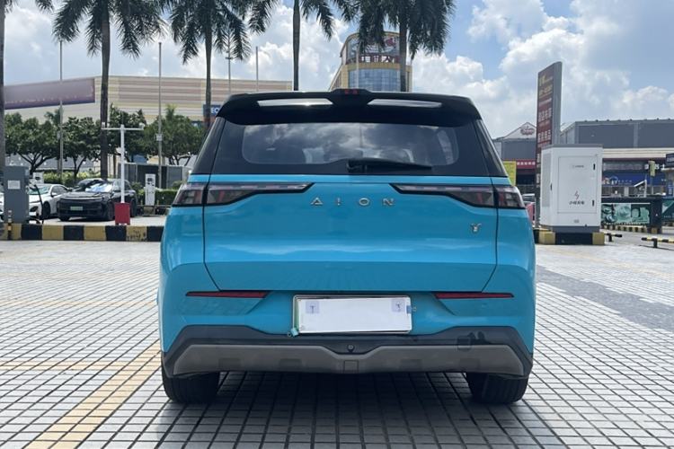 Used AION Y 2022 70 Tech Edition Lithium Iron Phosphate
