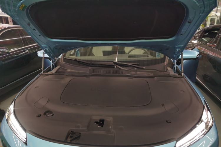 Used  L07 2024 230Max Qiankun Intelligent Driving ADS SE Range-Extended Version
