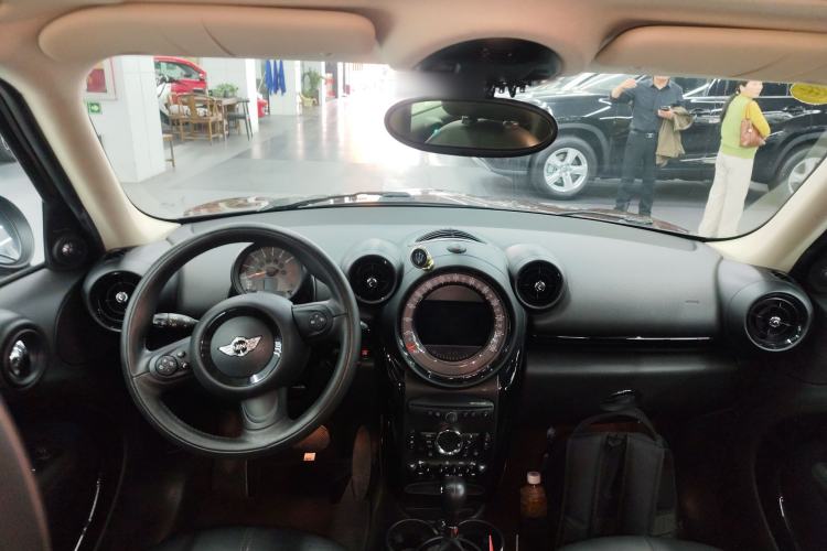 Used  Countryman 2014 1.6L COOPER Excitement
