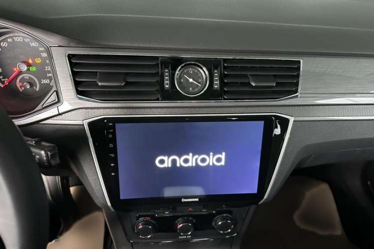 Used Volkswagen Passat 2017 1.8TSI DSG Government Procurement Version (CEA Engine)
