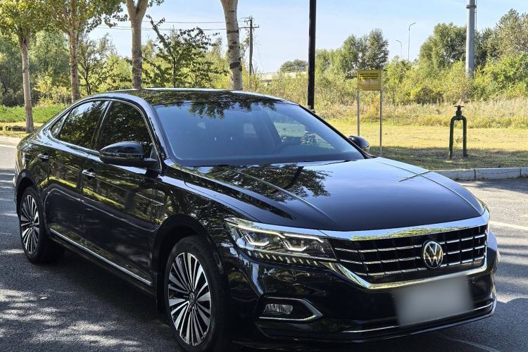 Used Volkswagen Passat 2020 Revised Version 330TSI Luxury Edition China VI Standard
