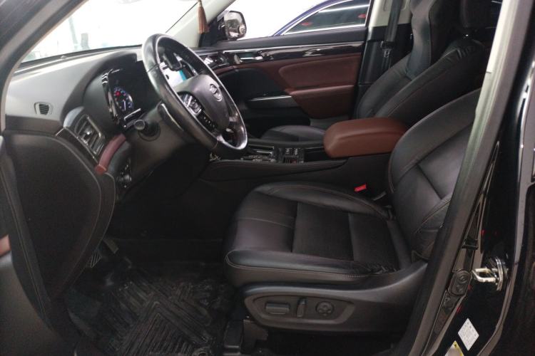 Used GAC Trumpchi GS8 2017 320T Two-Wheel Drive Luxury Smart Connectivity Version (7 Seats)
