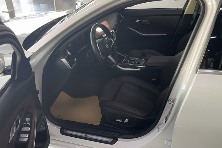 Used BMW 3 Series 2022 Updated 325Li M Sport Package
