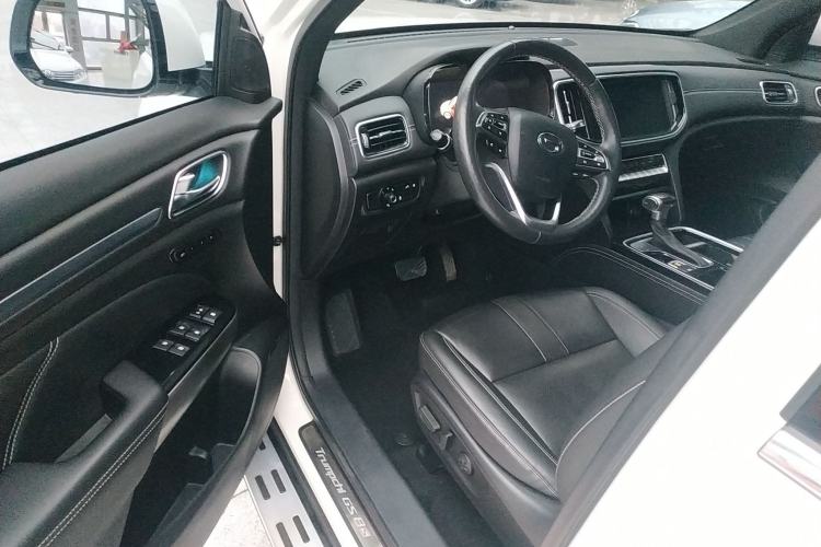 Used GAC Trumpchi GS8 2020 GS8S 390T Two-Wheel Drive Luxury Smart Connectivity Version