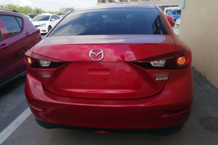 Used Mazda Mazda 3 Axela 2019 Cloud-Controlled Version Sedan 1.5L Automatic Comfort Trim China V Standard
