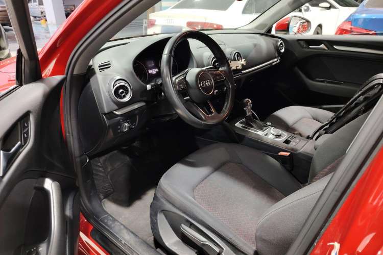 Used Audi A3 2019 Limousine 35 TFSI Ambition China V
