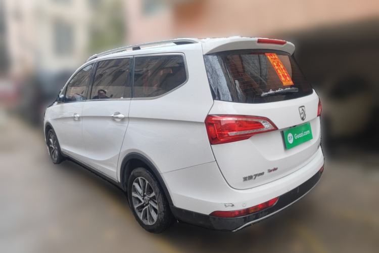 Used Baojun 730 2017 1.5T Manual Prestige Version 7 Seats
