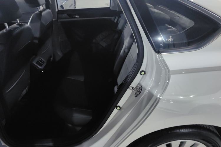 Used Volkswagen Lavida 2021 1.5L Automatic Comfort Edition