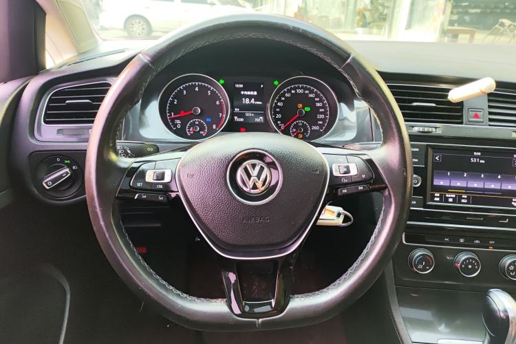Used Volkswagen Golf 2018 1.6L Automatic Comfort Model
