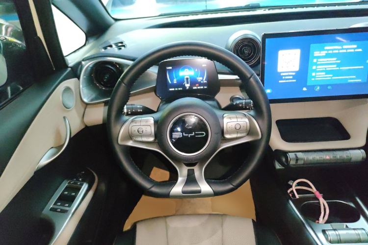 Used BYD Dolphin 2023 420 km Fashion Edition
