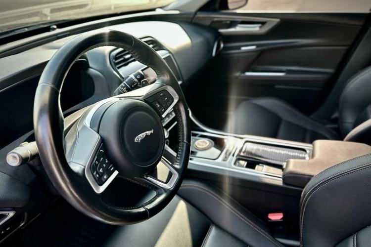 Used Jaguar XEL 2019 2.0T 200 PS Deluxe Edition
