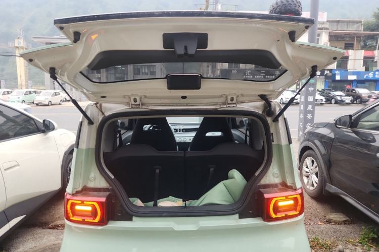 Used Wuling Hongguang MINIEV 2022 Macaron Premium Model – Lithium Iron Phosphate
