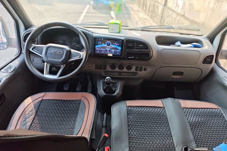 Used JMC Transit 2019 2.8T Commercial Version Short Wheelbase Mid-Roof 6-Seater China VI JX493
