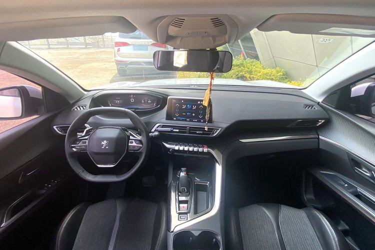 Used Peugeot 5008 2017 380THP 7-Seater Elite Edition
