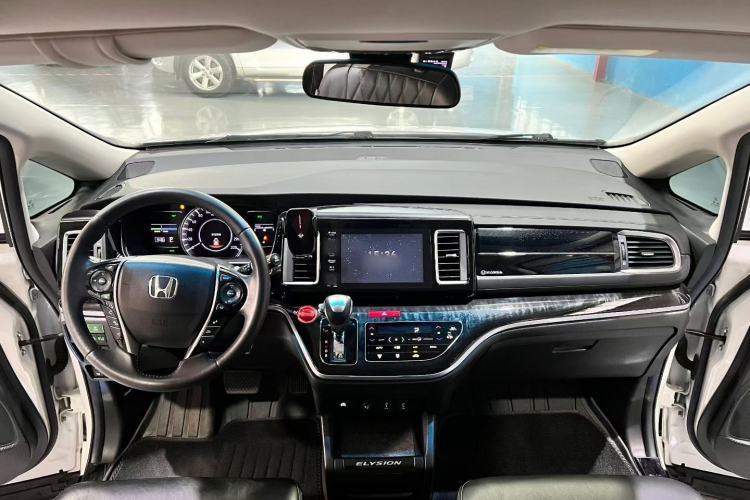 Used Honda Elysion 2019 2.0L Hybrid Supreme Edition
