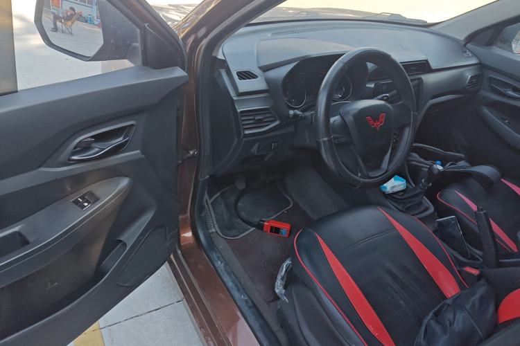 Used Wuling Hongguang 2021 1.5L S Base Version LAR
