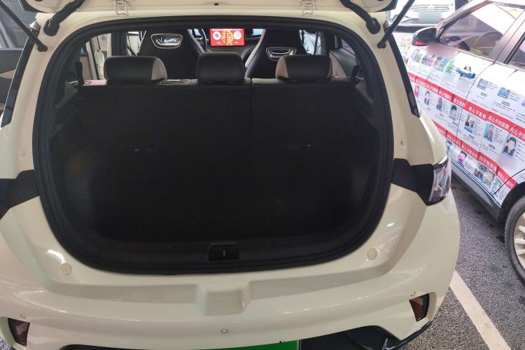 Used BYD Dolphin 2023 420 km Fashion Edition
